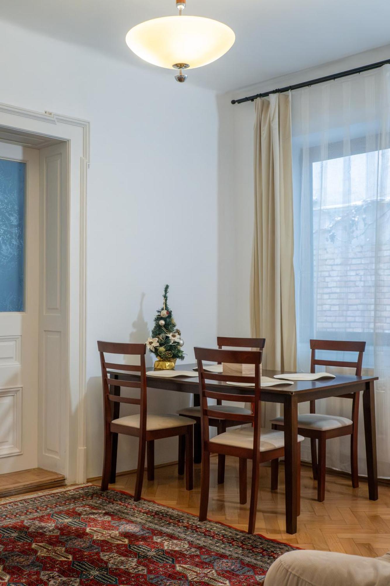 Casa Puscariu Lejlighed Braşov Eksteriør billede